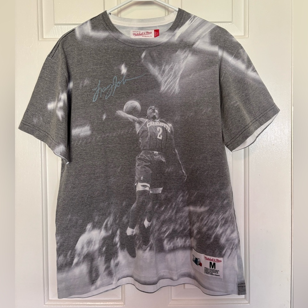 Mitchell & Ness Gray Basketball Graphic Short Sleeve Tee